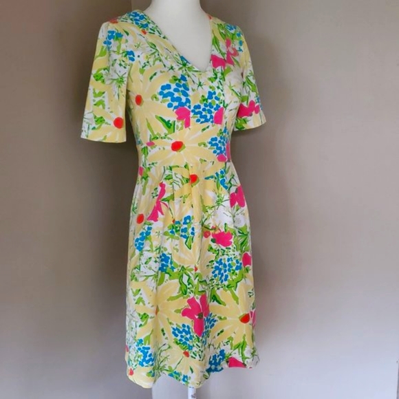 Lilly Pulitzer Dress in Blue Eyed Girl Print Size XS - Picture 4 of 16